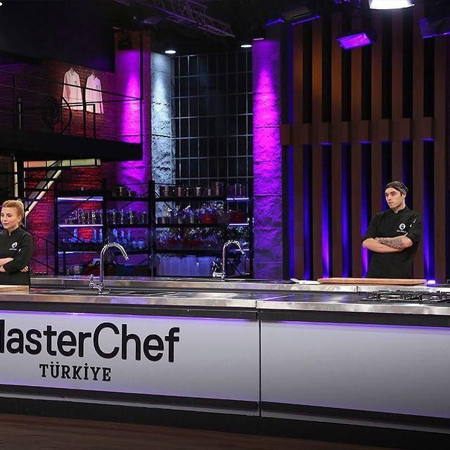MasterChef Türkiye'den Özgül Coşar elendi Emir Elidemir finalist oldu - Resim: 3