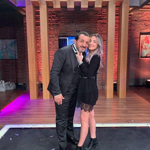 Mehmet Yalçınkaya'nın kızı Sude Yalçınkaya DM'leri ifşa edip 'Ağzını yırtarım' dedi - Resim: 1