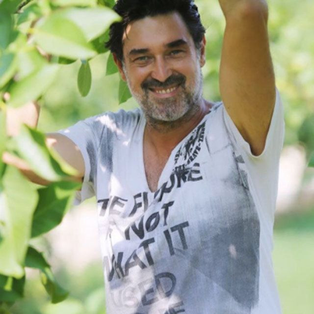 Yeni hayatıyla Diriliş Ertuğrul yıldızı şaşırttı! 'Kendimizi zehirliyoruz' deyip Burak Hakkı anlattı - Resim: 4