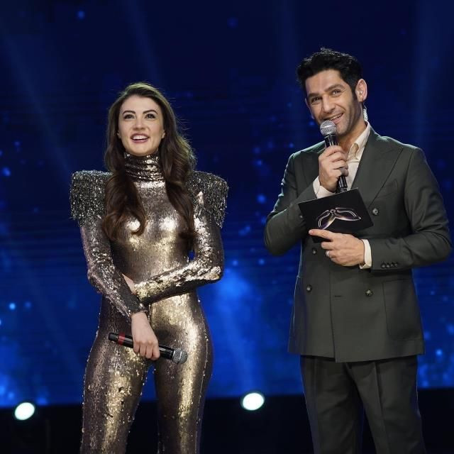 Maske Kimsin Sen finalinde birinci olan 'Aslan' Özge Borak kimdir maskelerin altından çıkan isimler olay! - Resim: 4