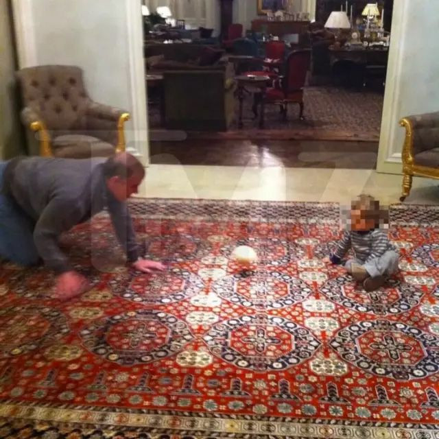 Eski Prens Andrew'in Epstein dosyasından öyle sapkın bir fotoğrafı çıktı ki... - Resim: 4