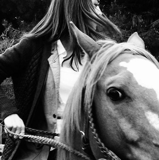 Savaşçı'nın yıldızı Diriliş Ertuğrul'a katıldı hemen at binmeye başladı - Resim: 3