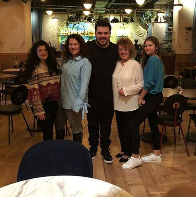 Eser Yenenler'den annesine 'Torun' cevabı - Resim: 3