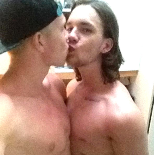 Yeni yılı skandal fotoğrafları çıkan sevgilisiyle kutladı - Resim: 3