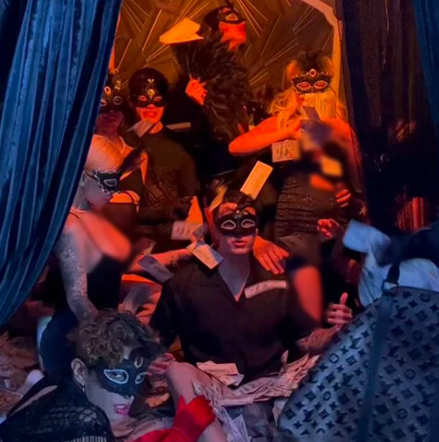 Bakan Yerlikaya duyurdu! 'Fergio House' operasyonu: Müstehcen videolar paylaşan 19 kişi yakalandı - Resim: 0