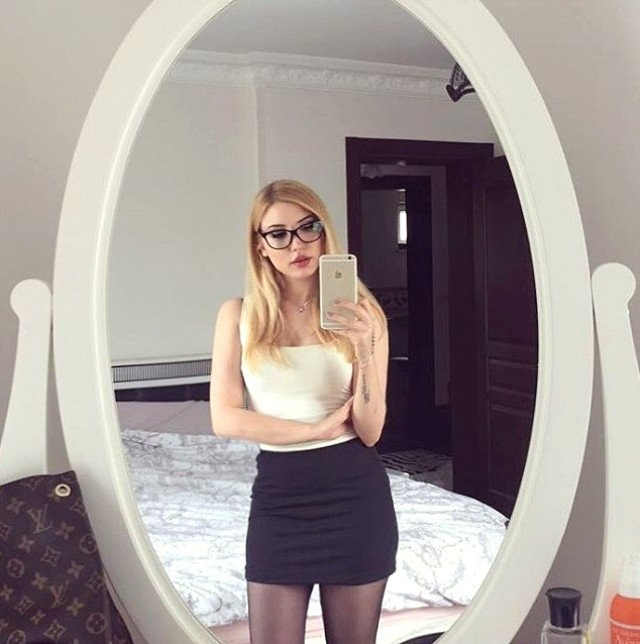 Özcan Deniz'in gizli aşkı kimmiş bakın fena yakalandı! - Resim: 3