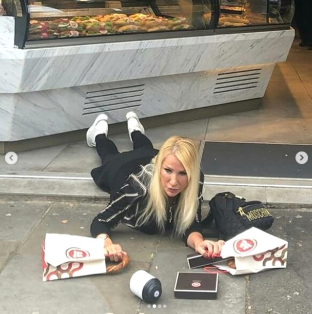 Buse Narcı'dan çıldırtan paylaşım: Sıkıyorsa o pozu sokakta çek - Resim: 1