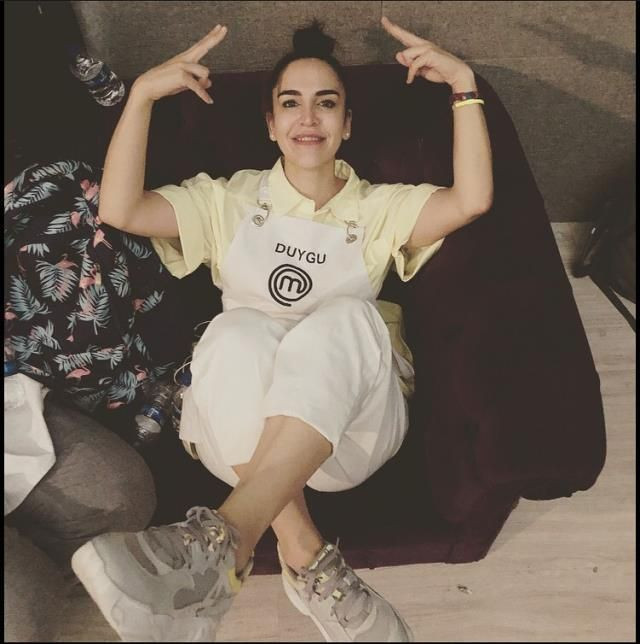 MasterChef Duygu Acarsoy anne oldu! 'İş yüzünden' diyerek programdan ayrılıp evlemişti - Resim: 1