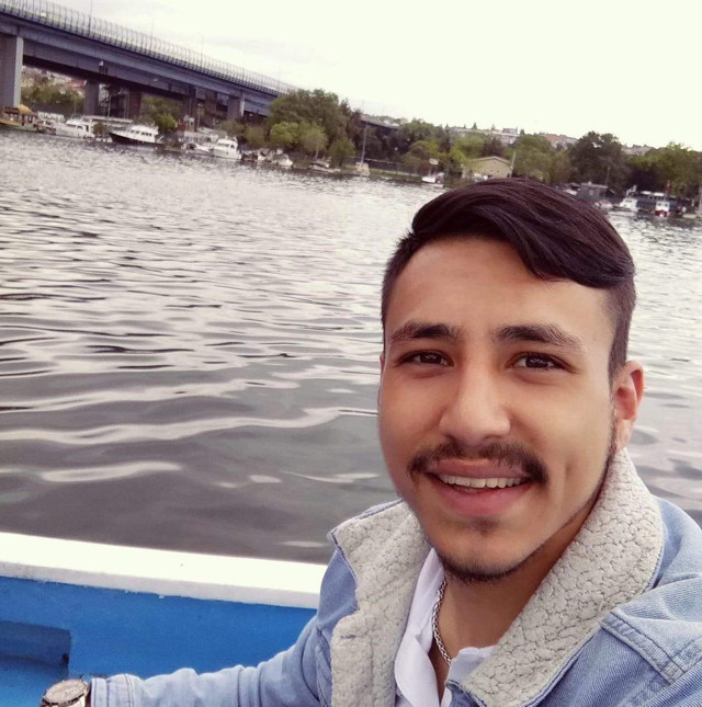 İstanbul'da bir baba, oğlunu defalarca bıçaklayarak öldürdü! Nedeni ise... - Resim: 1