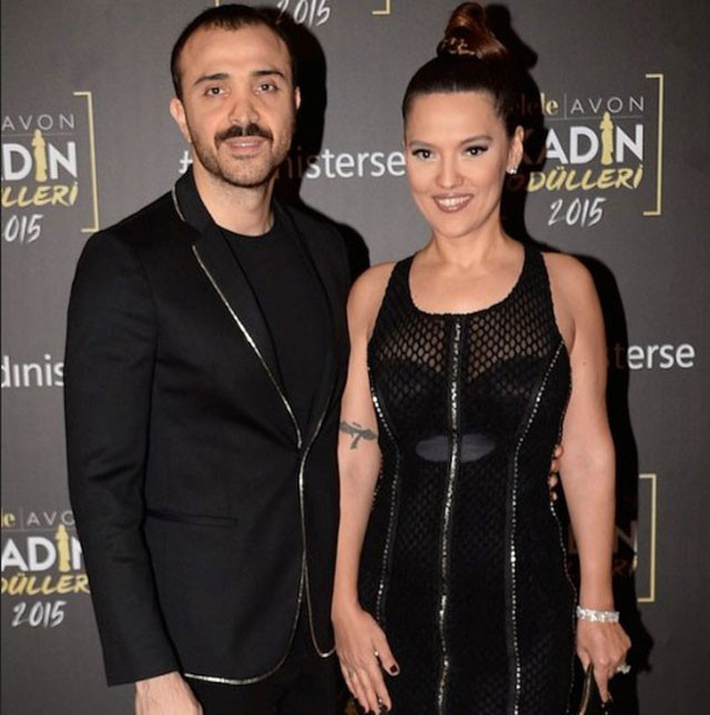 Demet Akalın'la ilgili canlı yayında şok haber! En yakını gözaltında - Resim: 2