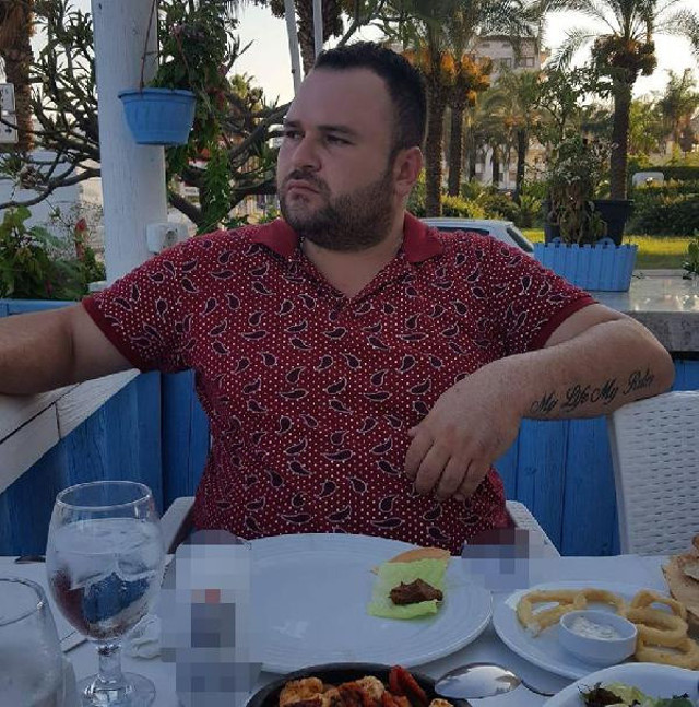 Kayınpederini başından bıçaklayarak öldürdü 'Ölümü çoktan hak ettin' paylaşımı yaptı - Resim: 1