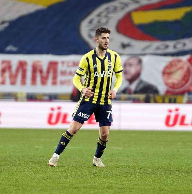 Fenerbahçe’de Jesus’un gözdesi oldu! İsmail Yüksek taraftarı mest etti - Resim: 0