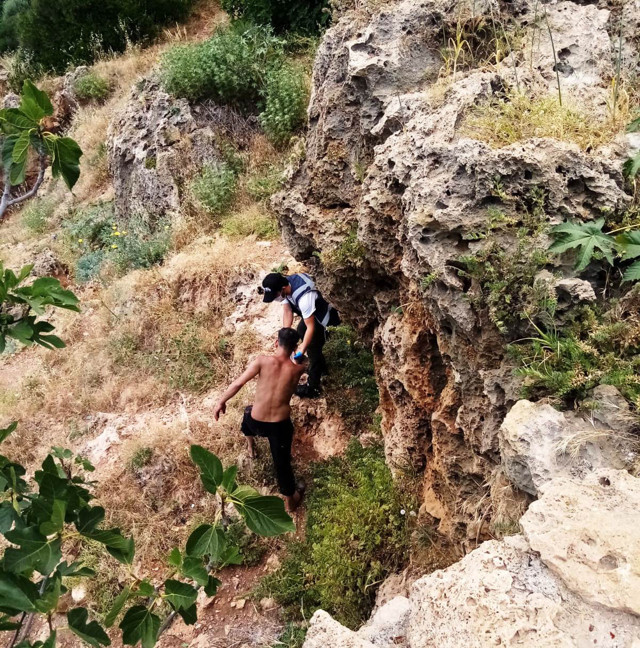 Antalya'da intihara kalkıştı verilen sözü duyunca vazgeçti - Resim: 0