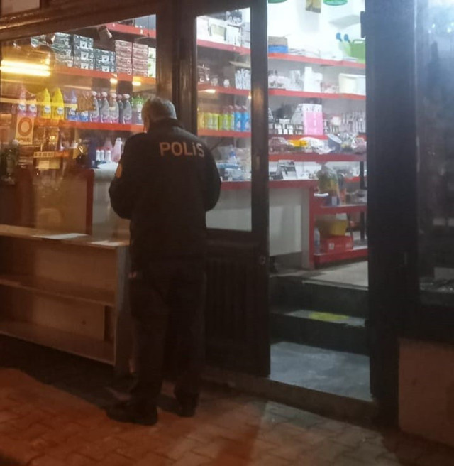 Depremzede olduğunu söyleyip yardım malzemelerini satmıştı! İfadesi ortaya çıktı - Resim: 0