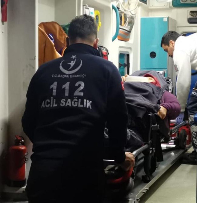 Aydın'da dağdan topladıkları mantarı yiyen 3 kadın hastanelik oldu - Resim: 0