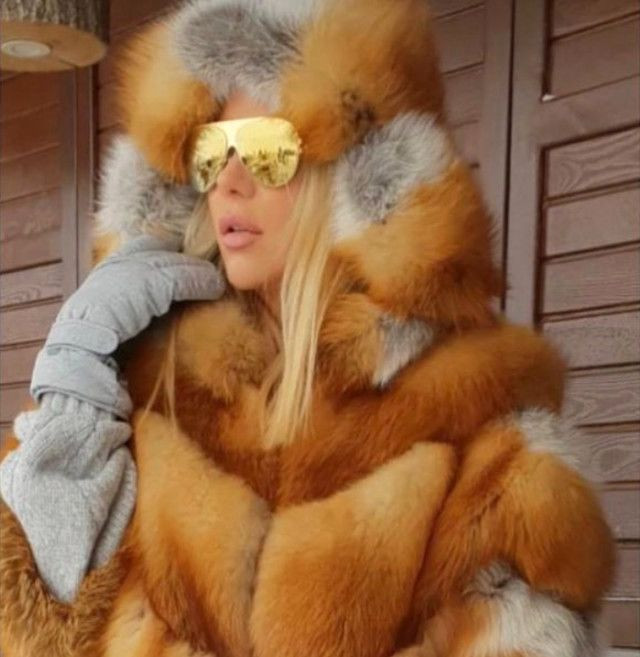 Tepkiler dinmemişti ki Doya Doya Moda jürisi Gülşah Saraçoğlu da kürküyle olay yarattı - Resim: 4