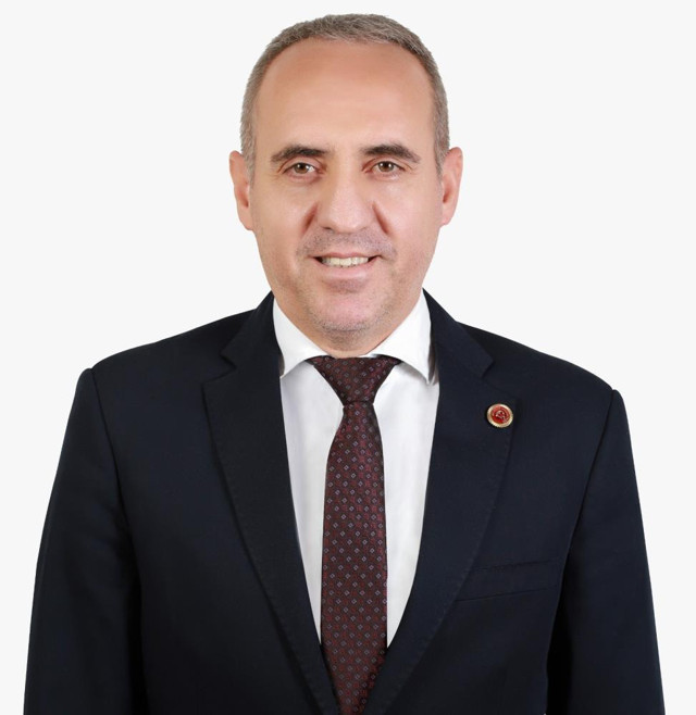 İYİ Parti'de istifa şoku! Bakın hangi partiye geçecek - Resim: 0