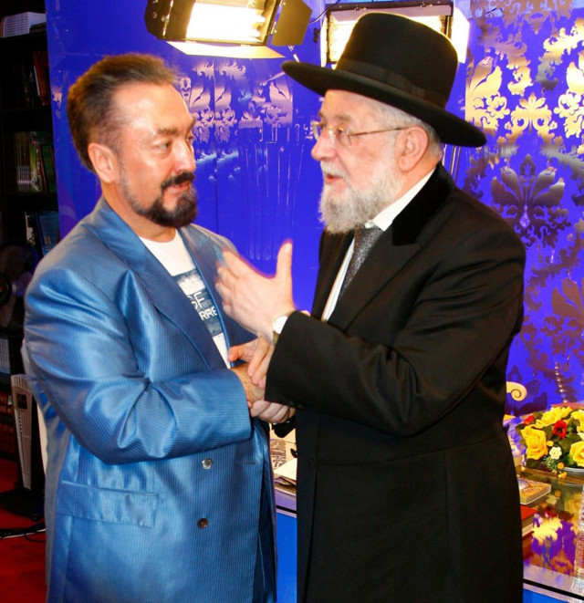 Adnan Oktar'ın suç örgütü İsrail gazetesine manşet oldu - Resim: 0