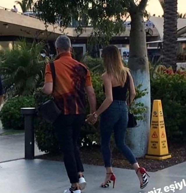 Özcan Deniz ve Feyza Aktan'ın yeni görüntüsü olay oldu! Boşanmışlardı ama... - Resim: 4