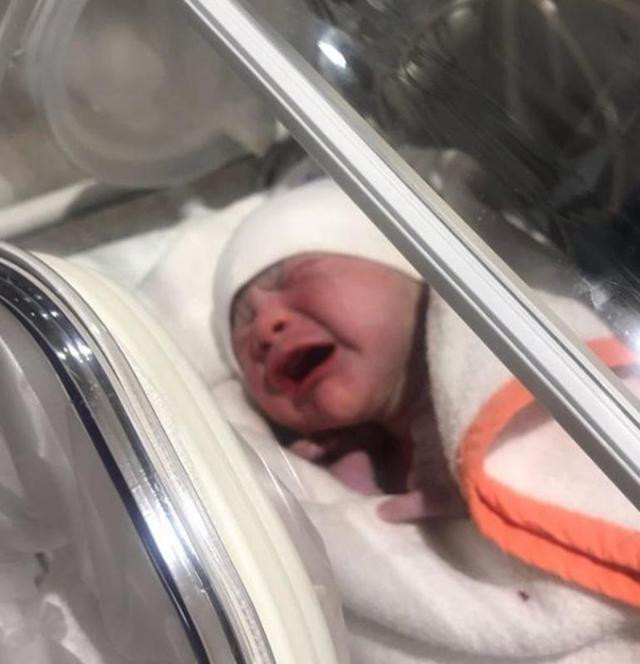 Tuncay Şanlı oğlunu görmek yerine Umre'ye gitti! - Resim: 3