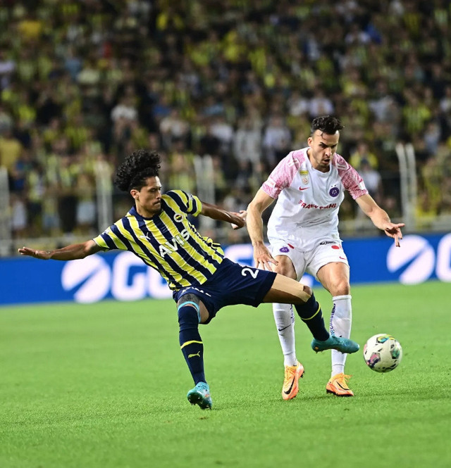 Jorge Jesus'tan tepki çeken Arda Güler kararı! Bu çocuk daha ne yapsın! - Resim: 0