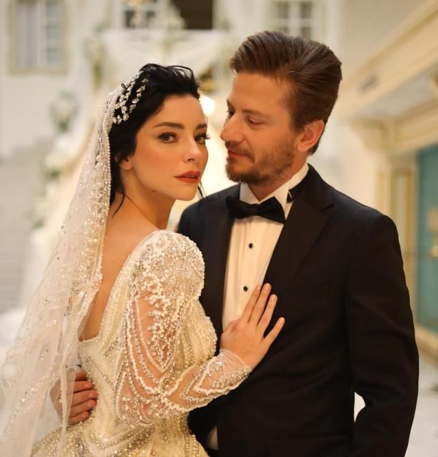 Mert Aydın'dan boşanan Merve Boluğur maneviyata yöneldi dikkat çeken paylaşım! - Resim: 1