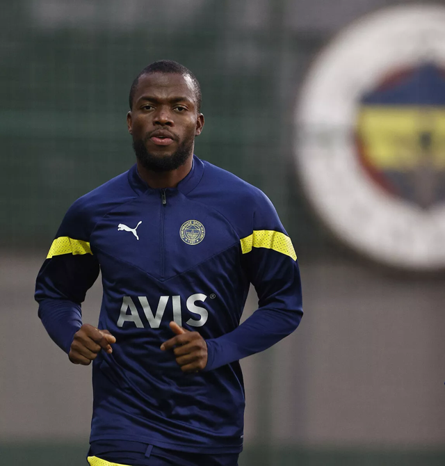 Fenerbahçe'de flaş transfer gelişmesi! Ali Koç 5 yıldız isim için devreye girdi - Resim: 1