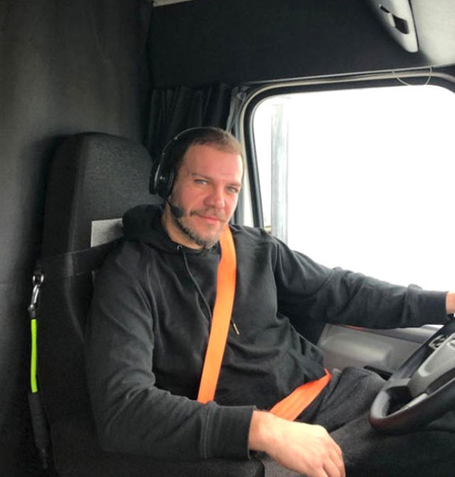 TIR şoförü olan Tolga Karel ilk kez konuştu! Astronot olmak daha kolay - Resim: 3