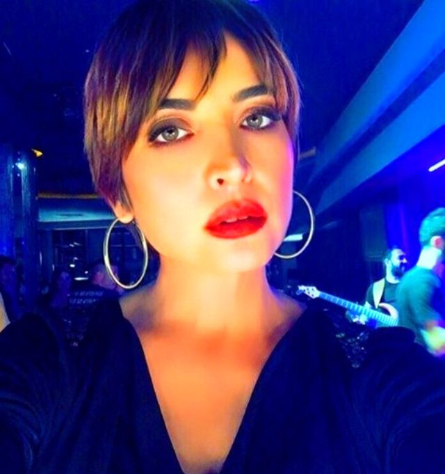 Pınar Dura kimdir kaç yaşında Cem Özer ile yaş farkı kaç? - Resim: 0