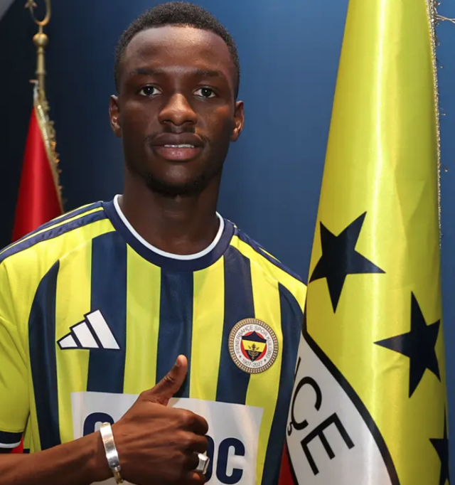 Fenerbahçe transferi açıkladı! 5 yıllık sözleşme imzalandı - Resim: 0