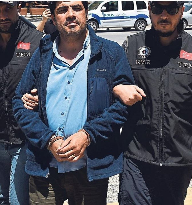 İzmir Büyükşehir Belediyesi'ndeki şef Karayılan'ın yakın adamı çıktı! Görevi PKK’lılara kimlik ayarlamak - Resim: 1