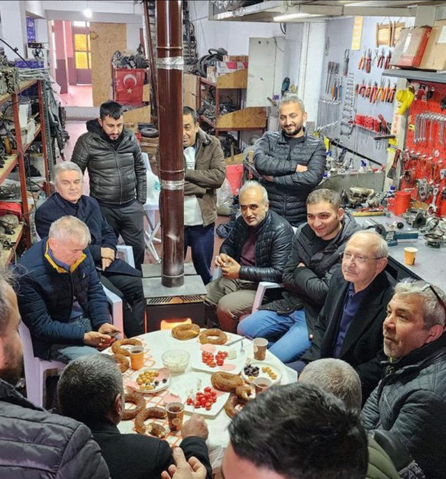 CHP eski genel başkanı Kemal Kılıçdaroğlu'ndan esnafa ziyaret! - Resim: 0