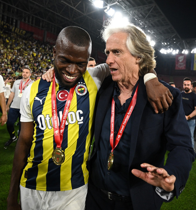 Jorge Jesus Brezilya iddialarına cevap verdi! Dikkat çeken Fenerbahçe sözleri: "Başkan 'Geri geleceksin' dedi" - Resim: 0