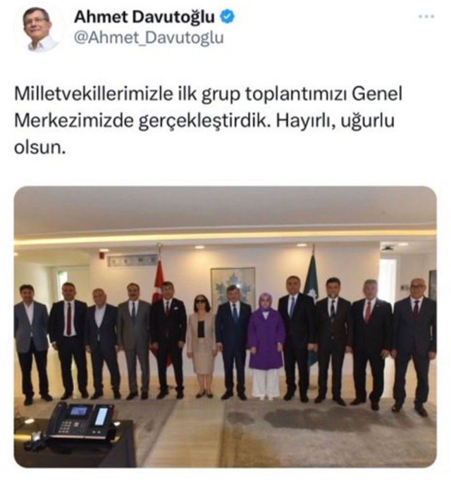 Davutoğlu'nun pozu İsmail Saymaz'ı kızdırdı: 'Esselâmü Aleyküm' deyiverin de Anadolu ayağa kalksın - Resim: 0