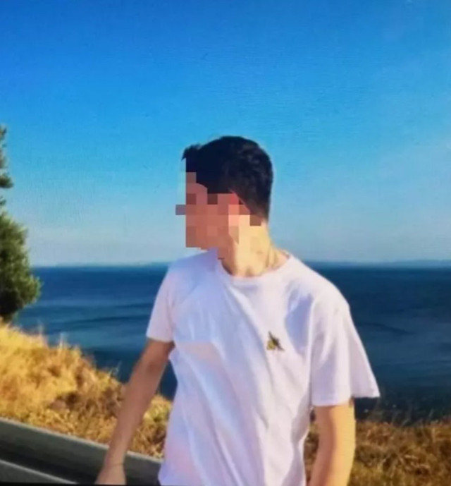 Sosyal medyada tanıştı, uygunsuz fotoğraflarını ele geçirdi! Genç kızın anlattıkları dehşete düşürdü... - Resim: 1