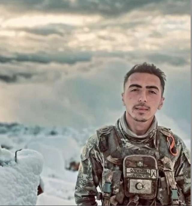 Konteynerde kalan şehit ailesine Haluk Levent ve Hasancan Kaya ev alacaklar! - Resim: 2