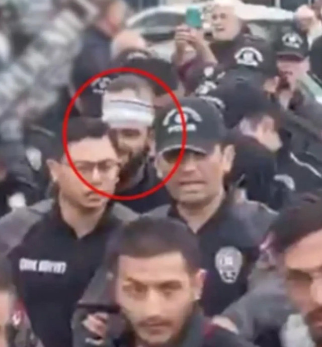 'Kabe'de Hacılar' ilahisiyle ünlenmişti! Celal Karatüre'nin son görüntüsü tartışma yarattı - Resim: 1