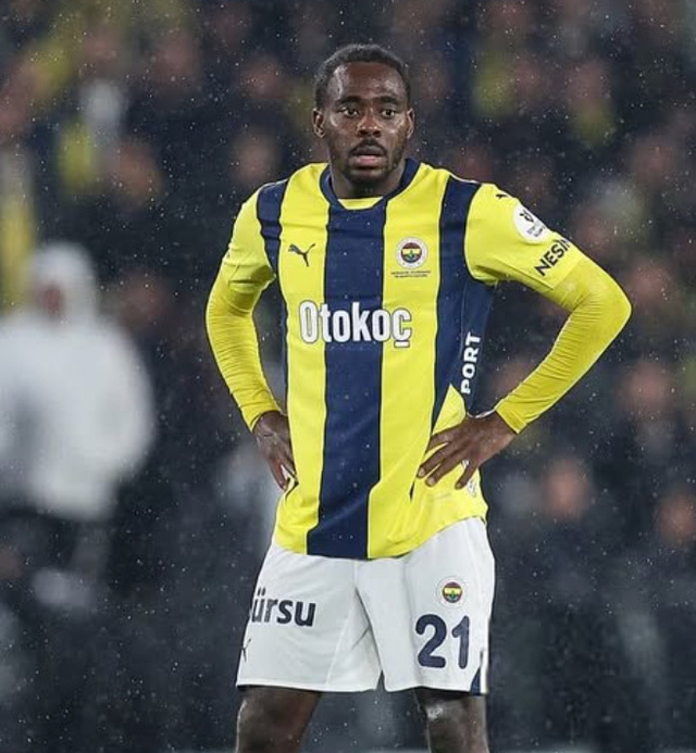 Fenerbahçe'de bir ayrılık daha! Yeni sözleşme yapılmayacak - Resim: 0