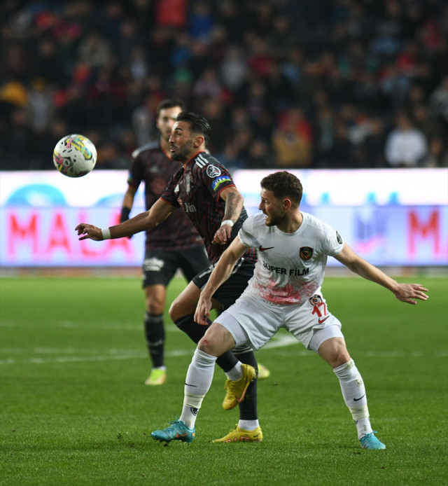 Gaziantep'te kazanan çıkmadı! Beşiktaş geriye düştü maçta 1 puana razı oldu - Resim: 3