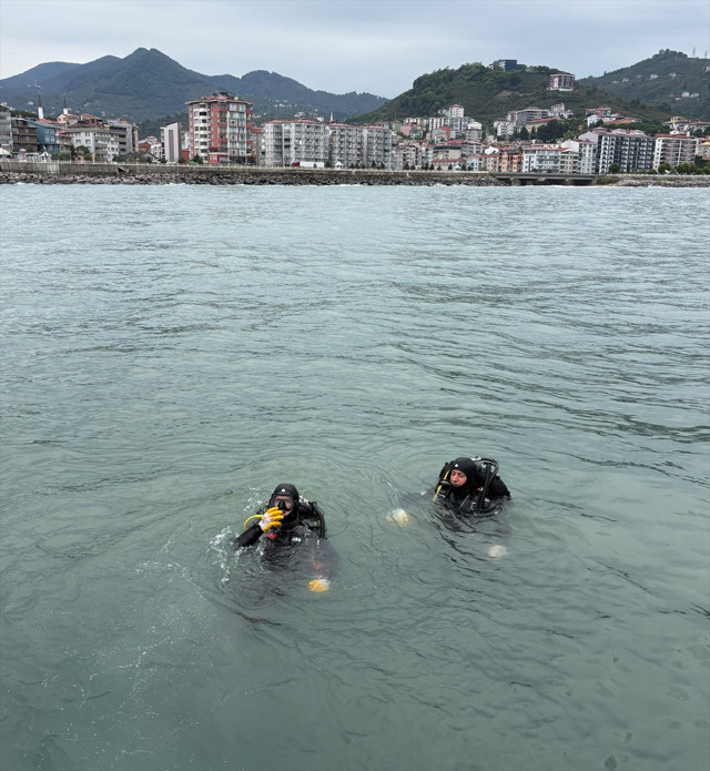Giresun'da sele kapılan dayı ve yeğen hala bulunamadı: 147 kişilik ekip onları arıyor - Resim: 1