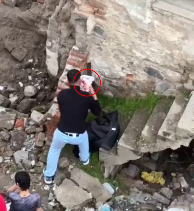 Metruk binadan gelen ses mahalleyi ayağa kaldırdı! Vicdansız anne yakalandı işte ilk ifadesi - Resim: 0