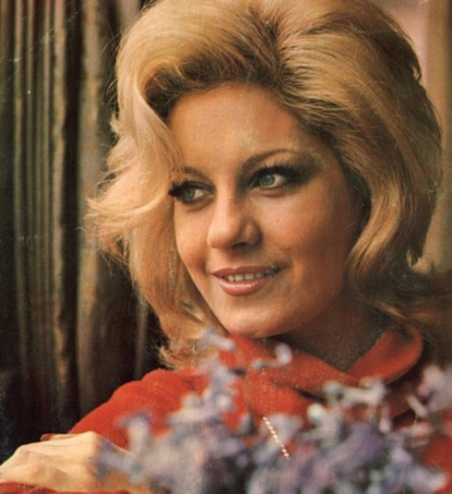 Emel Sayın gözyaşlarına boğuldu - Resim: 4