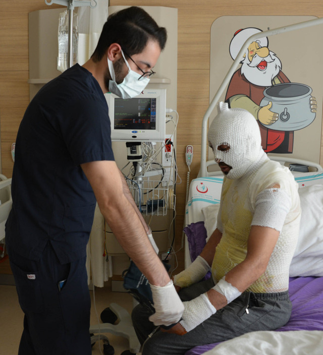 Iğdır'da taciz iddiası ortalığı karıştırdı! Akrabaları tarafından yakıldığını söylüyor - Resim: 1