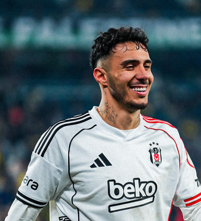 Süper Lig'de yılın takası gerçekleşebilir! Fenerbahçe ve Beşiktaş pazarlık sürecinde - Resim: 0