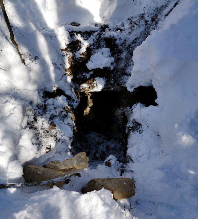 Bitlis'te PKK'lıların kullandığı 11 sığınak bulundu - Resim: 0