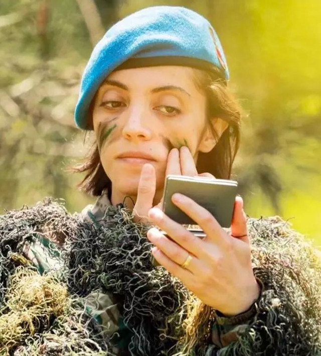 İki filmden etkilendi keskin nişancı oldu sniper Didem erkek meslektaşlarına eğitim veriyor - Resim: 1