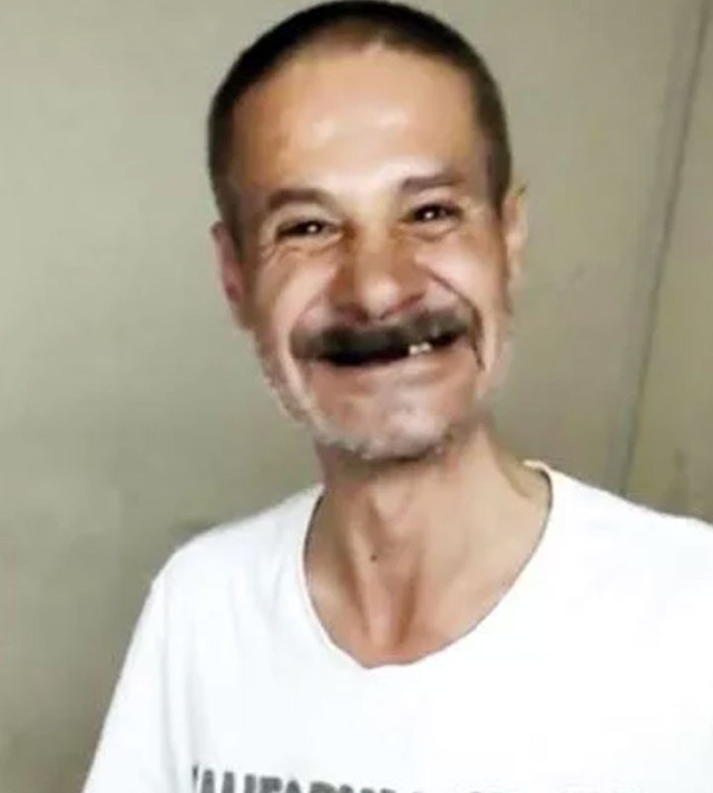 Türkiye'nin milyon dolarlık işadamı sokakta yaşıyor! Üstü başı yırtık evi bile yok! - Resim: 1