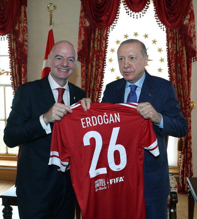 Cumhurbaşkanı Erdoğan, FIFA Başkanı Infantino'yu kabul etti - Resim: 0