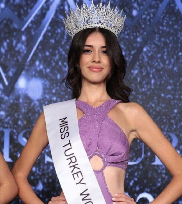 Miss Turkey 2022'de Türkiye'nin en güzel kızı belli oldu! İşte 2022 Türkiye güzellik kraliçesi - Resim: 2