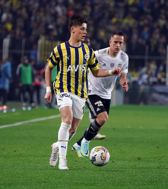 Dev derbiye Redmond damga vurdu! Kadıköy'de 10 kişi kalan Beşiktaş, Fenerbahçe'yi dağıttı! - Resim: 3